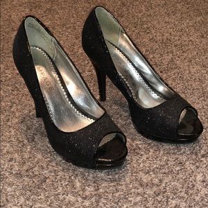 Rampage black shimmer open toe heel